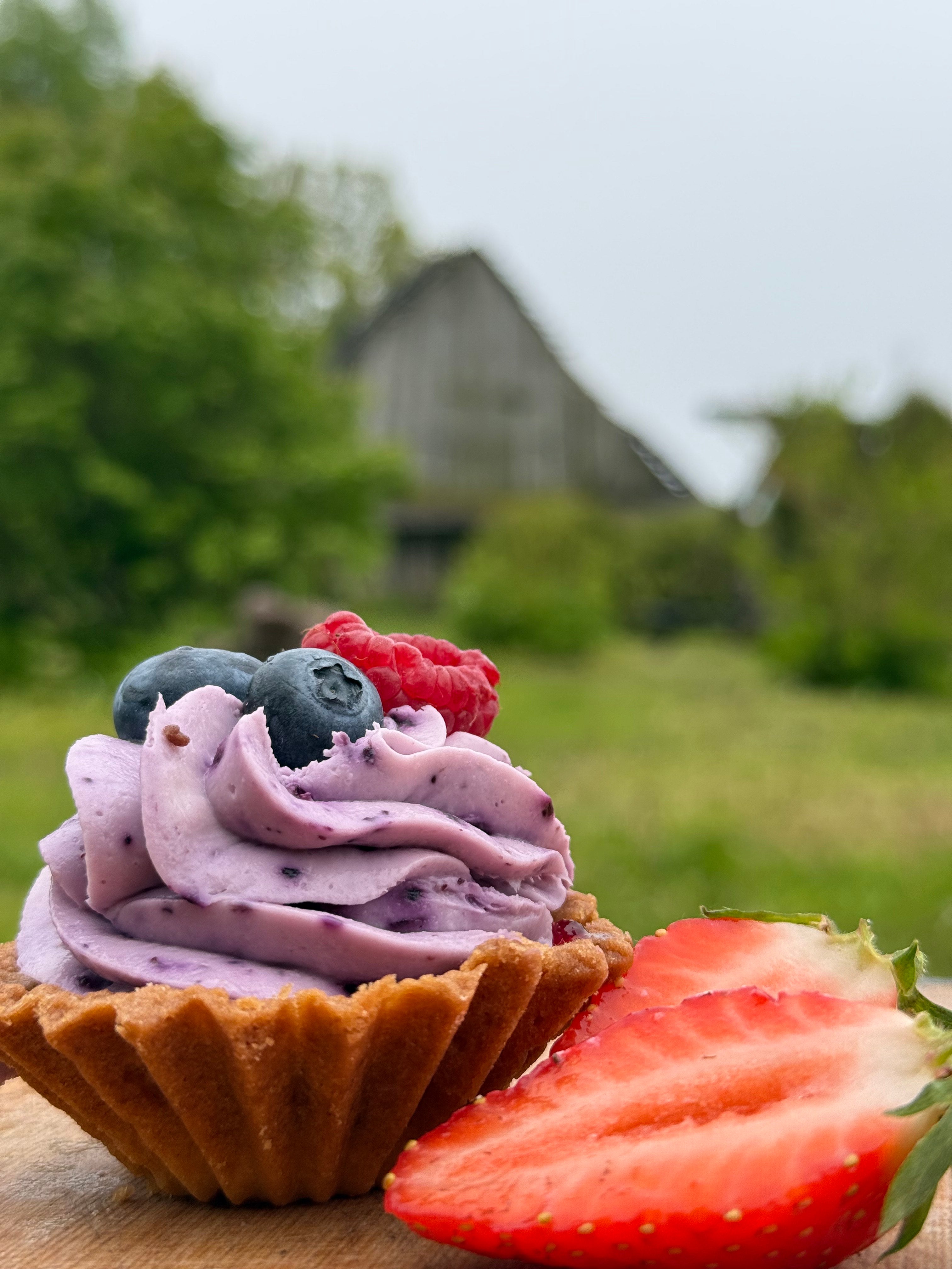 Groziņš ar rasas krēmsieru